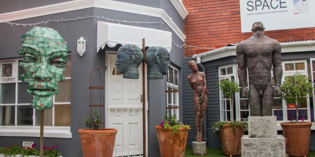 Zzzone Boutique Hostel เฮอร์มานุส ภายนอก รูปภาพ